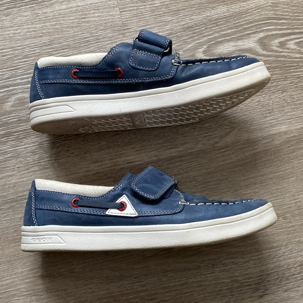 Geox Shoes - Picture 3 of 7